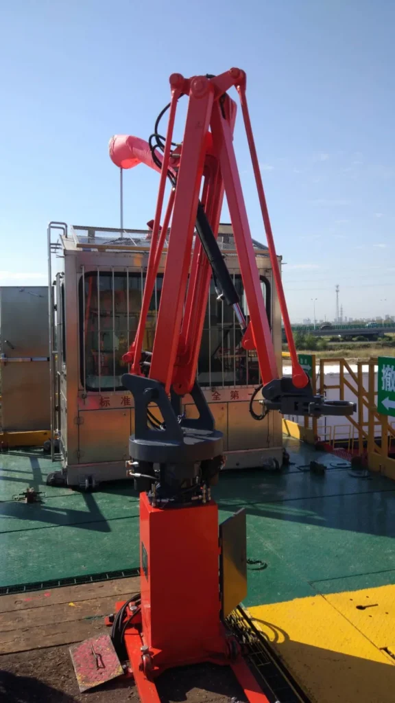Drill-Floor Pipe-Handling Manipulator